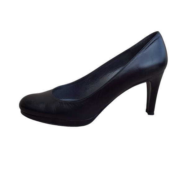 Stuart Weitzman Platswoon Black Leather Pumps - Picture 12 of 15